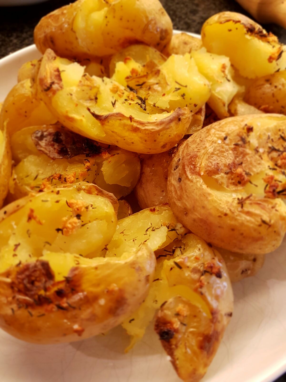 PATATAS con ajo y tomillo 1000galletas